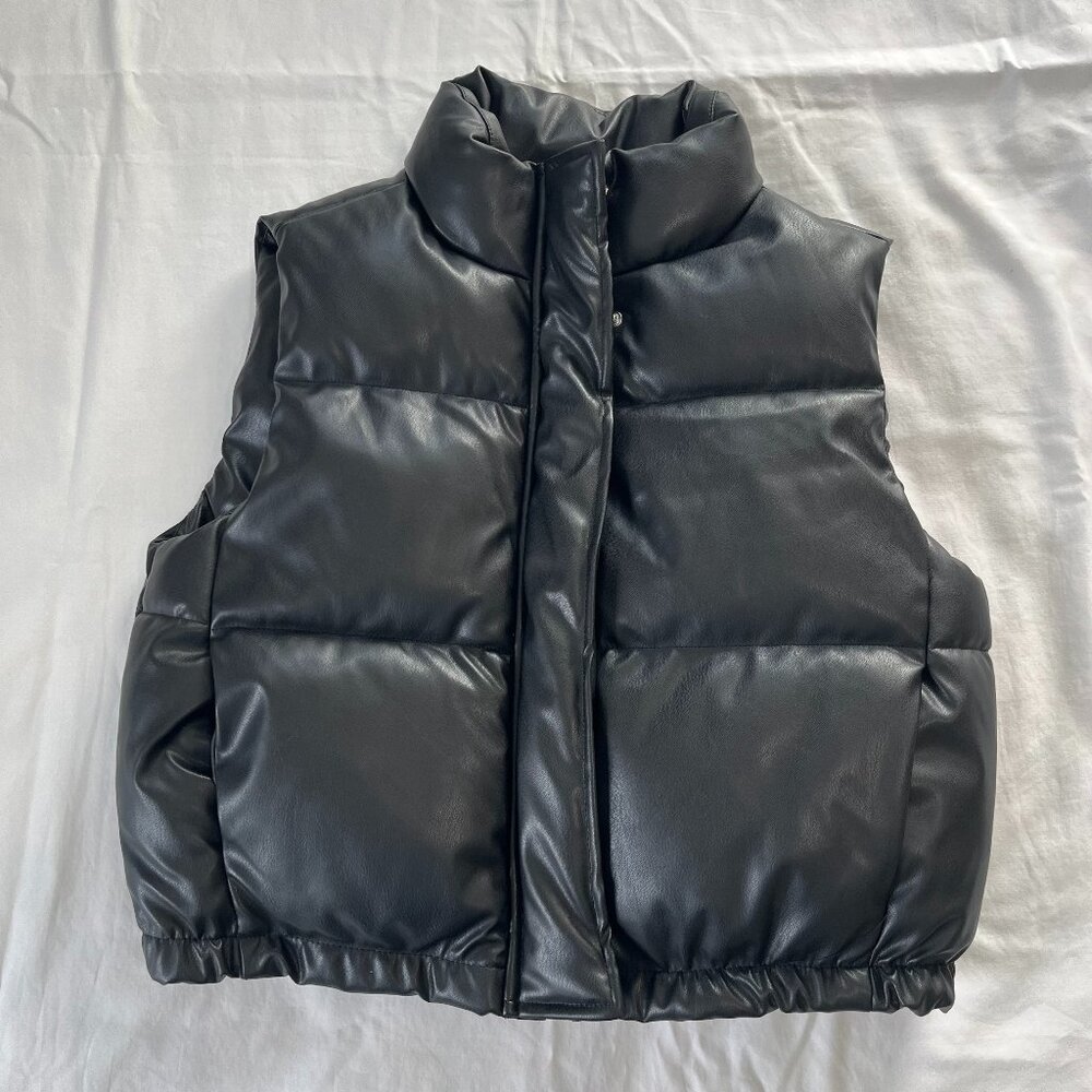 Madden Girl Black Faux Leather Cropped Oversize Puffer Vest | Size S - Picture 1 of 7